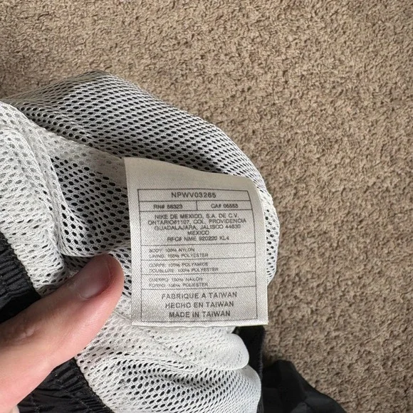 Vintage Nike Track Pants Men's Black White Lined Y2K Grunge Skate Goth Size L - Picture 9 of 10